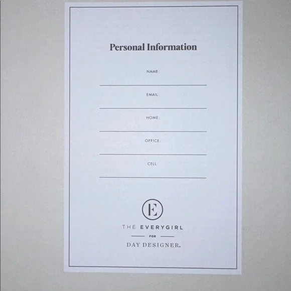 The Everygirl 2026 Lavender Planning Calendar - Picture 3 of 11